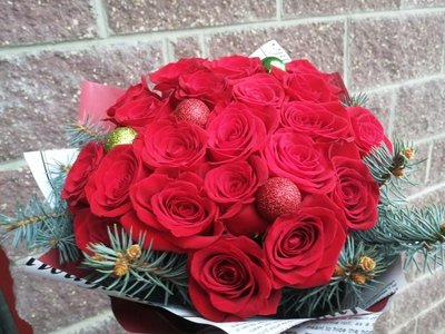 Цветы на 14 февраля — лучший подарок для любимого человека